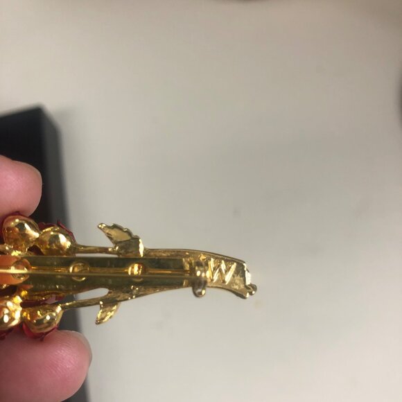 Vintage Red Roses Brooch Pin Metal Gold Toned Jewelry M 12 Valentines Old Money - Picture 10 of 14